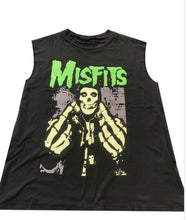 Load image into Gallery viewer, Misfits Graphic Tee